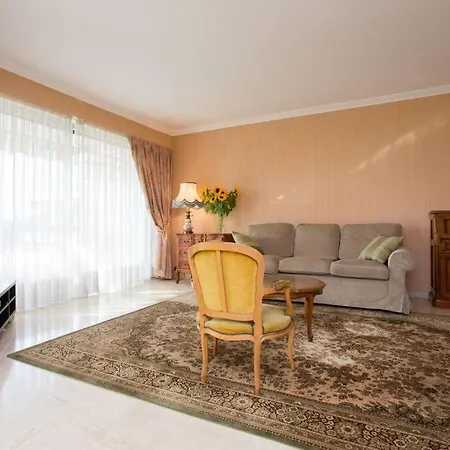 Spacious 1 Bedroom Flat With Sea View * Cannes